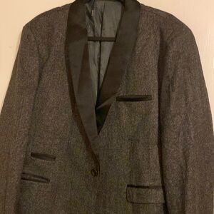 Men’s 2 piece tuxedo jacket and waistcoat in brand new condition